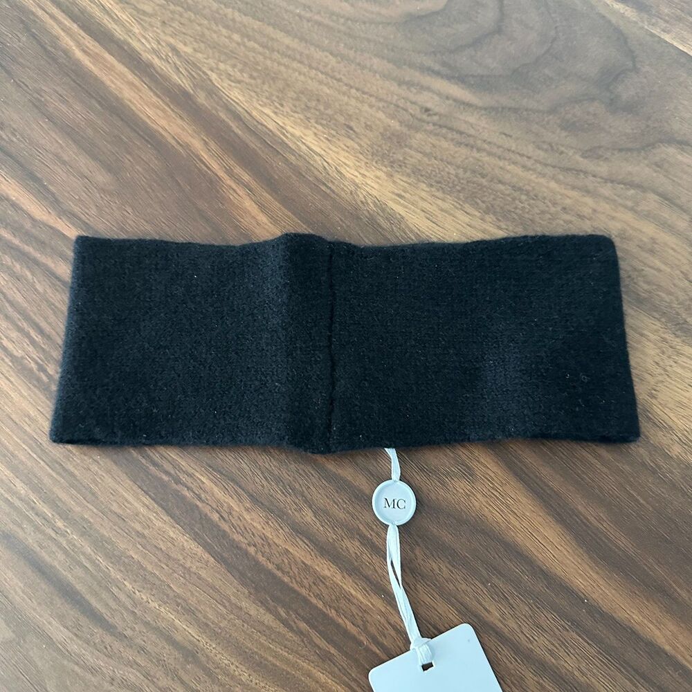 Maison Cashmere Headband in Black Cashmere One Size - Picture 2 of 6
